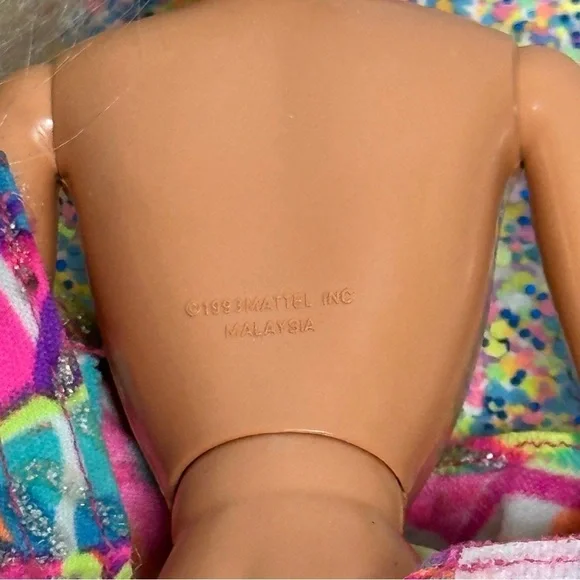 Barbie Hot Skatin' Doll 1994 Articulated Jointed Vintage Outfit Skates Earrings - Picture 16 of 16